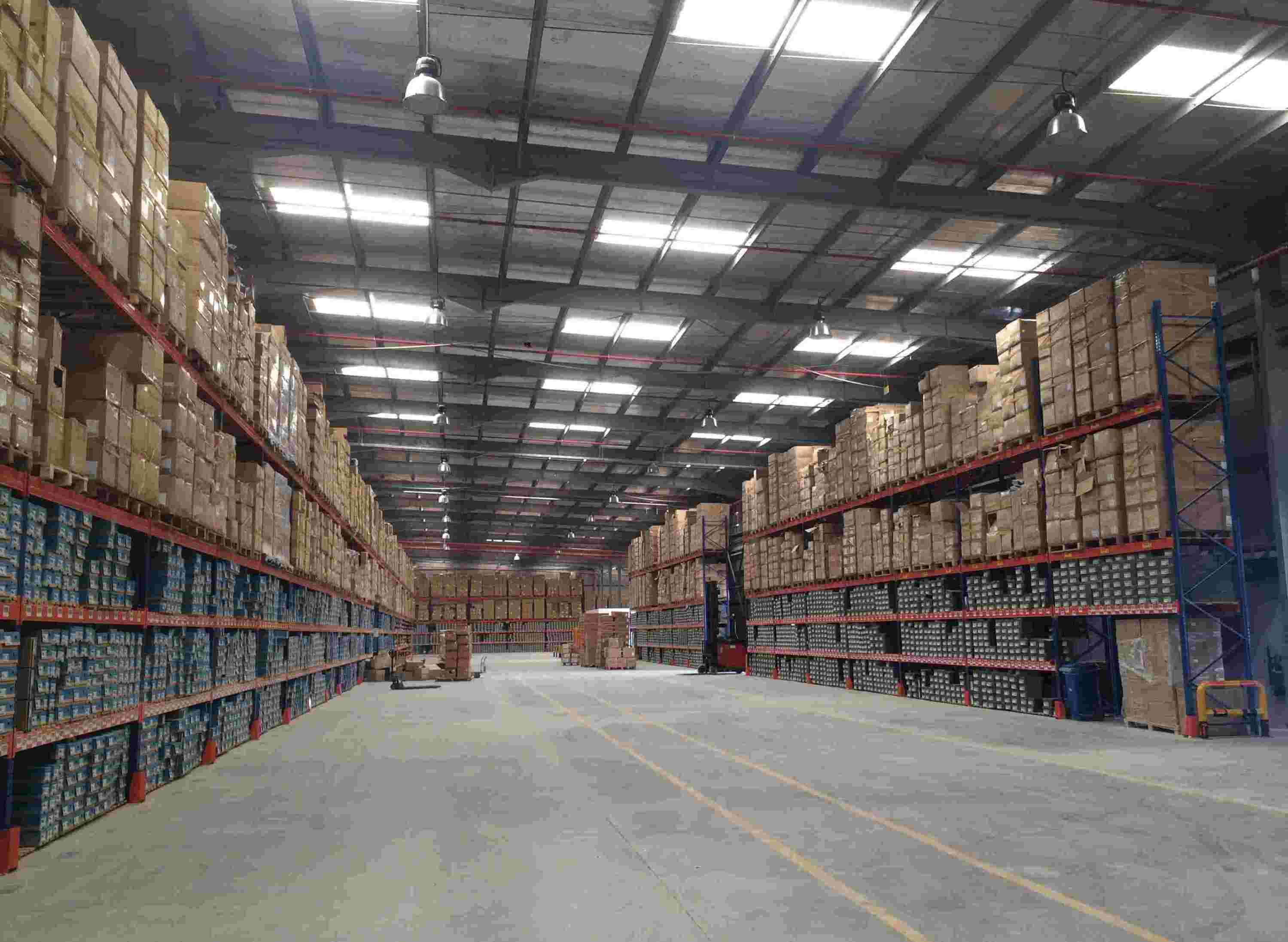 Why Is an Efficient Racking System Essential for Effective Warehouse Management?